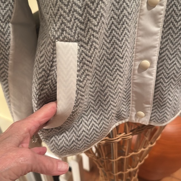 Southern Tide white and gray sweater jacket - Picture 2 of 9